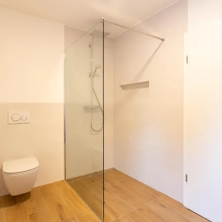 Апартаменты Apartmaji Klavdija Любляна